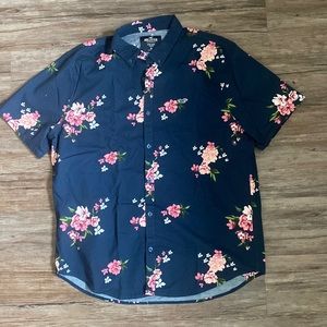 Hollister Men’s Button-up Floral Shirt